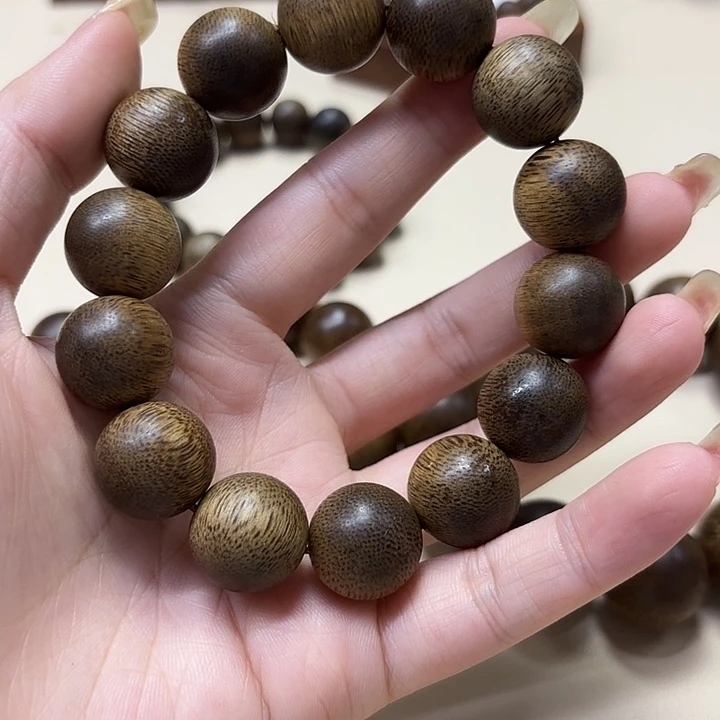 睿***作沉香手串沉香手串16