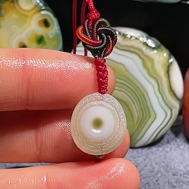 玛瑙/玉髓未镶嵌珠宝奇石