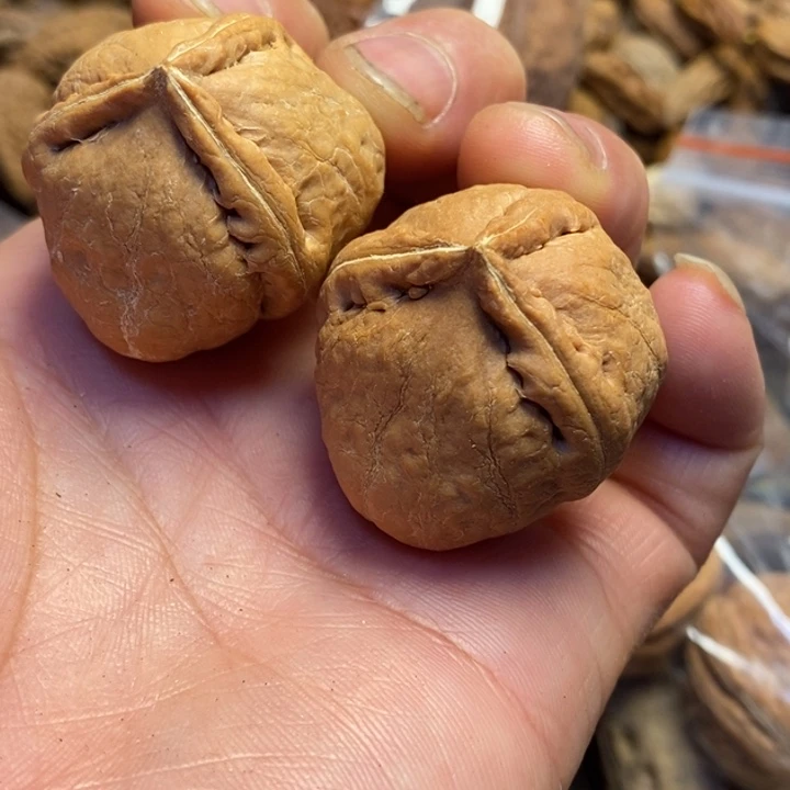 一***乐文玩核桃吊坠东北特产16