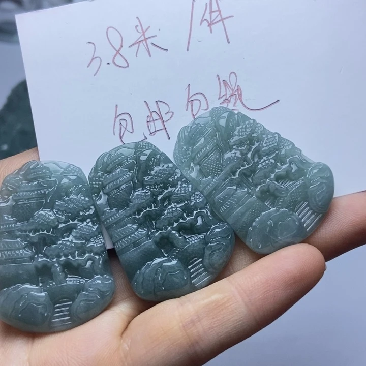 翡翠未镶嵌颈饰翡翠