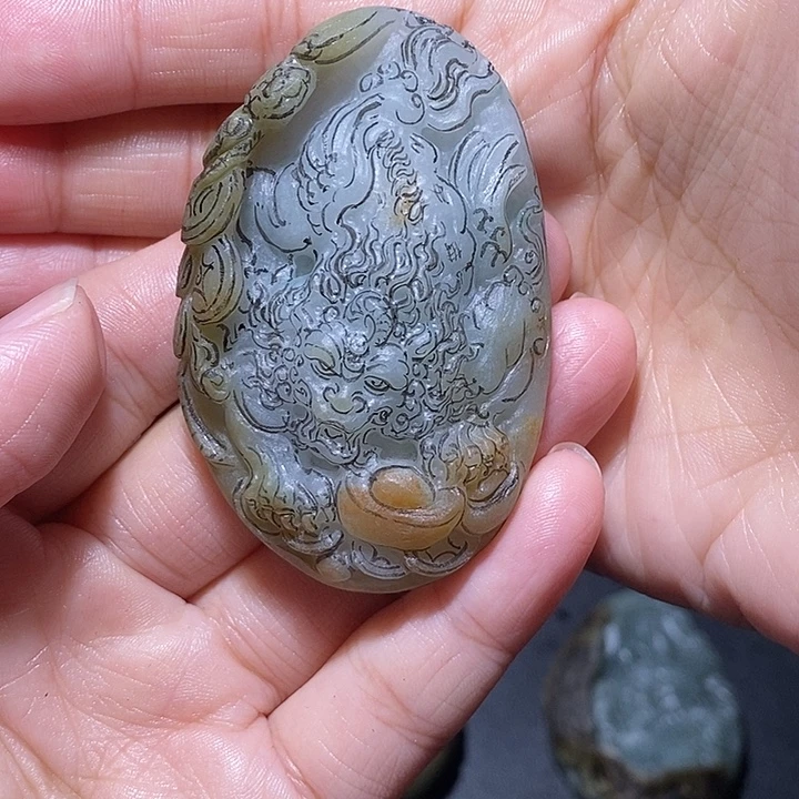 定制翡翠未镶嵌麒麟牌修光15天