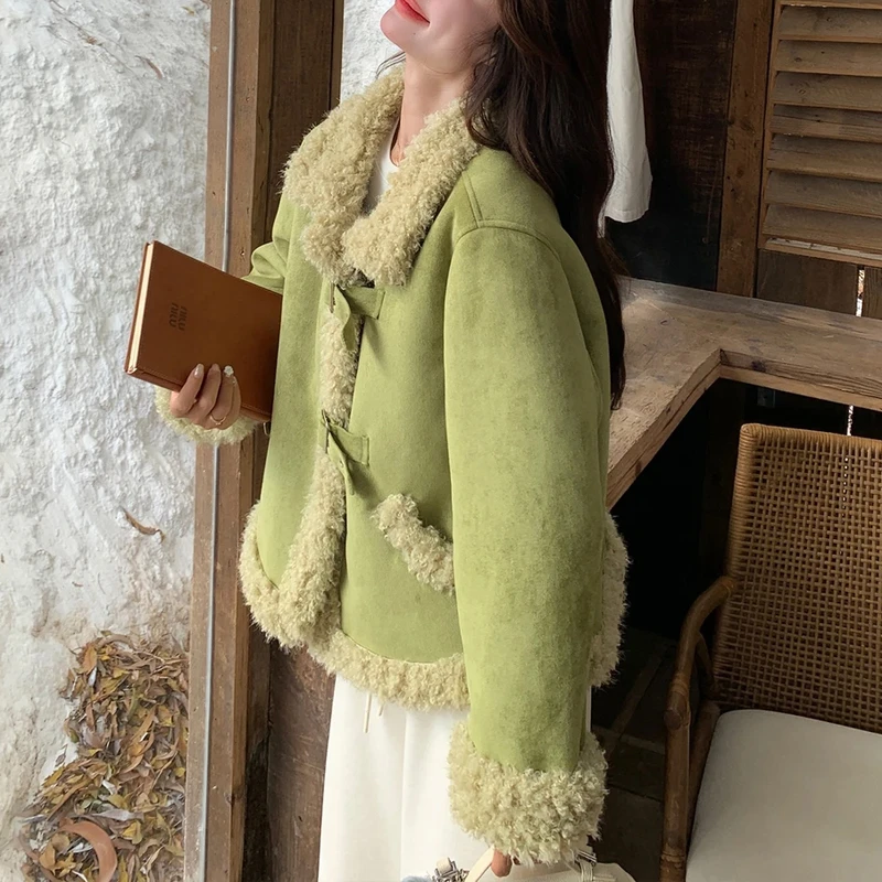 秋冬青春风毛绒拼接麂皮棉衣2026新款扣带装饰日常出街温柔靓丽