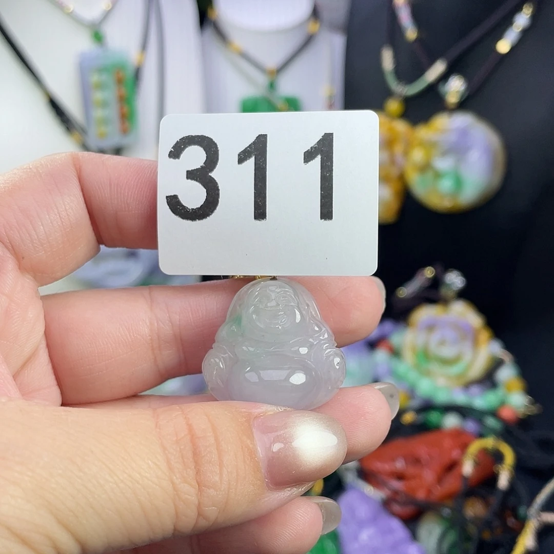 翡翠未镶嵌吊坠(赠链)