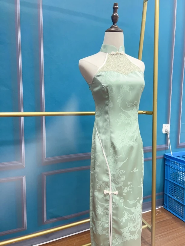 V-2503 春山 提花锦缎 挂脖 夏款年轻款改良旗袍110cm长款