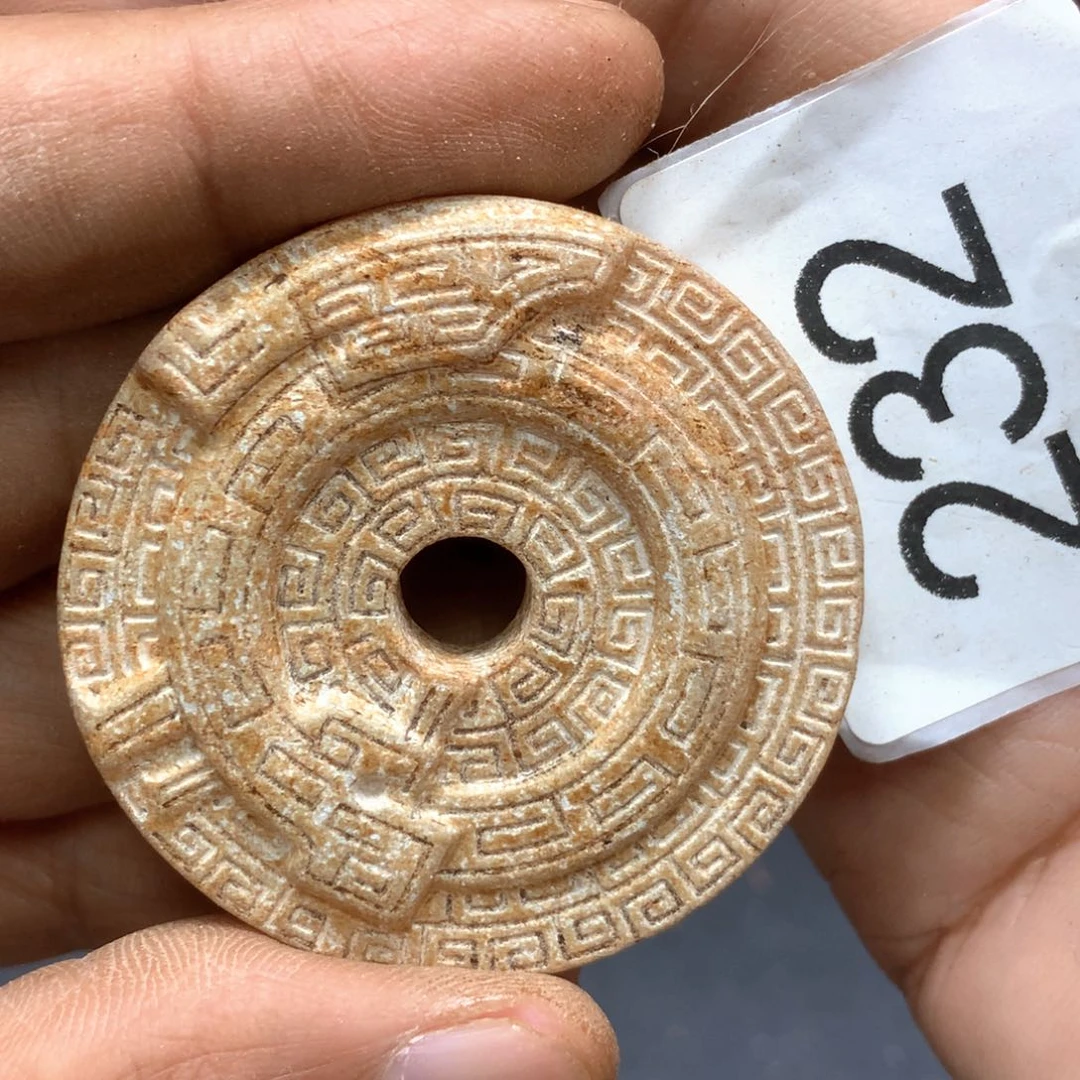 未镶嵌和田玉挂件