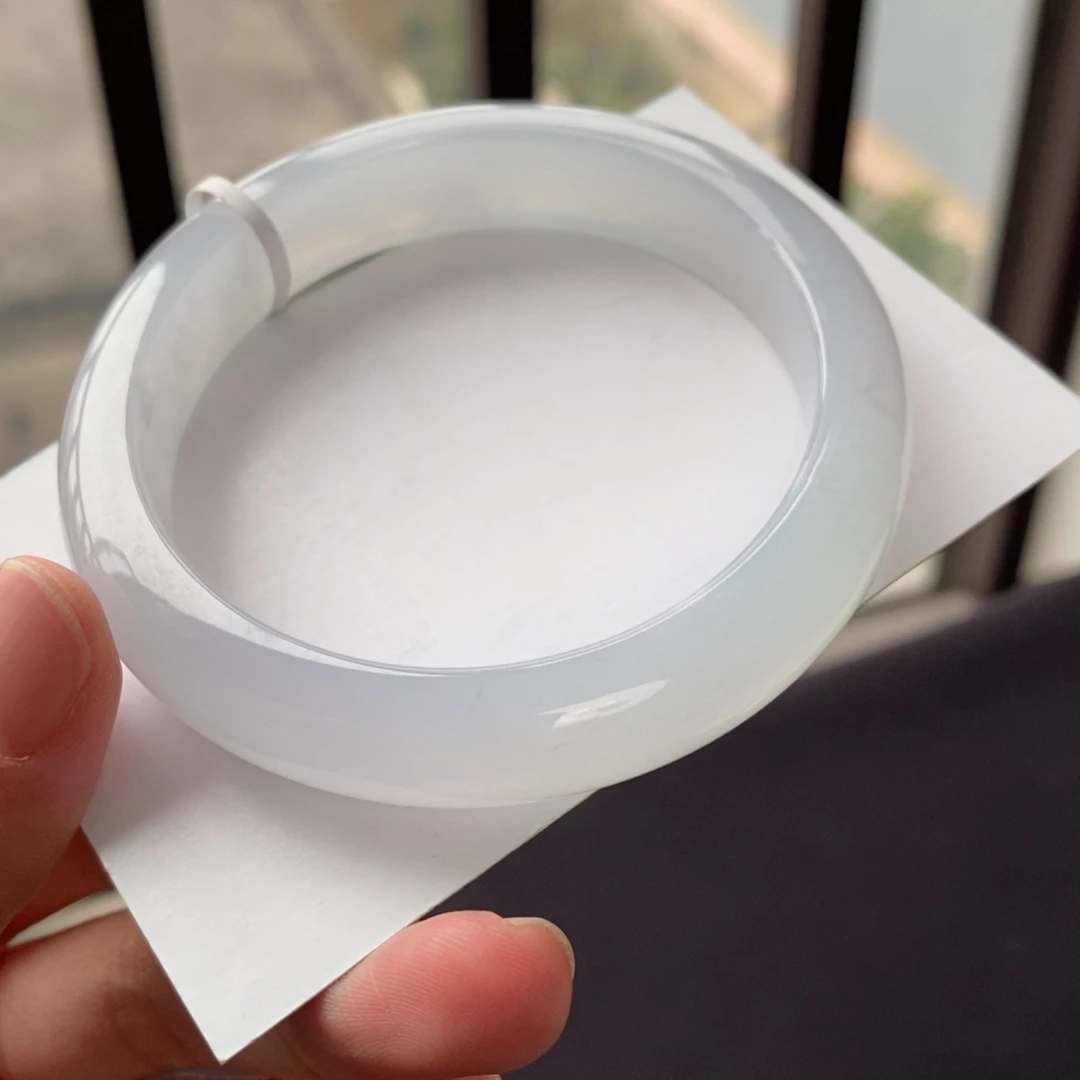 翡翠未镶嵌手镯55.9正圈白冰有纹