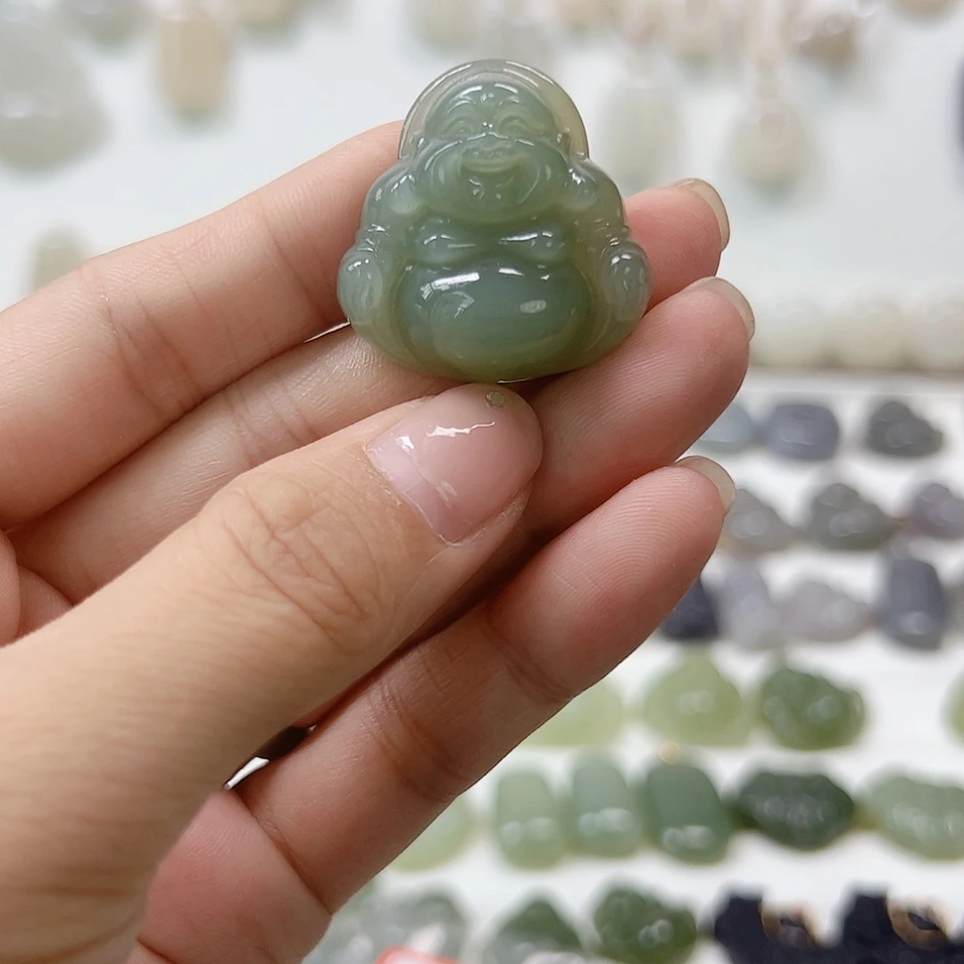 和田玉未镶嵌颈饰M***?