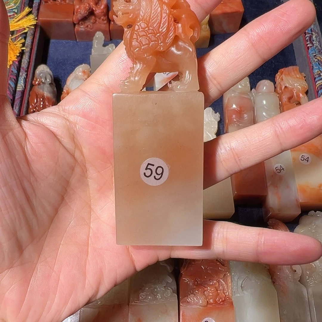 会***鱼寿山石随机批发一个