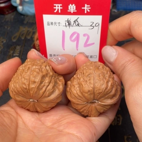 吊坠文玩核桃文玩的好