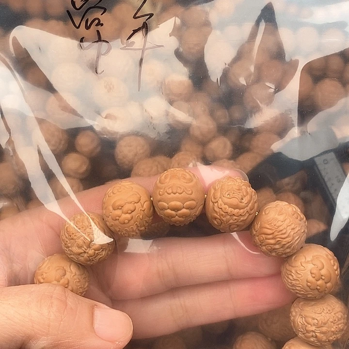 手串文玩核桃常**身