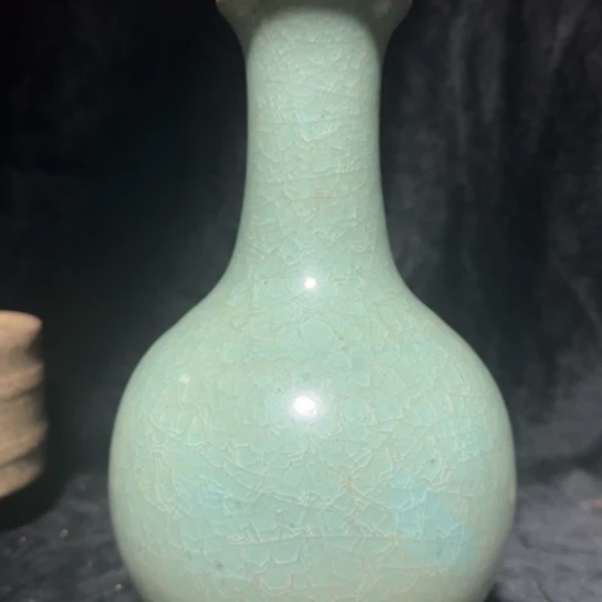 瓷器冰裂纹瓶子冰裂纹瓷器瓶子