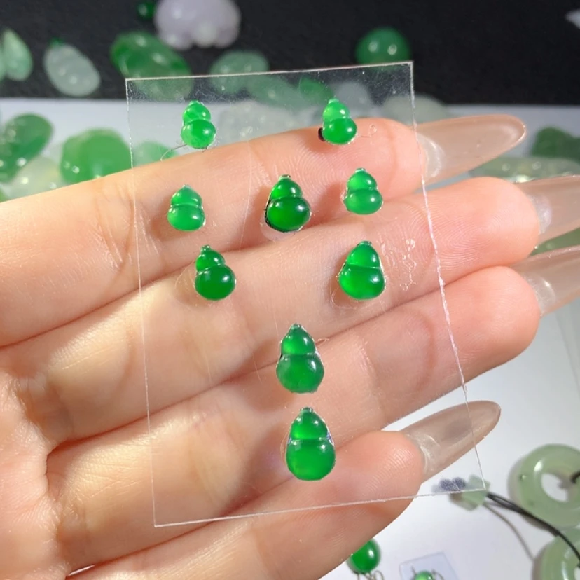 【闪购商品】翡翠吊坠(不含链)未镶嵌用****1