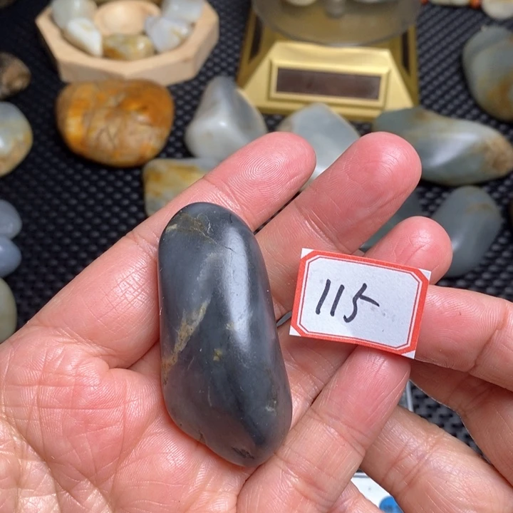 未镶嵌和田玉把件115