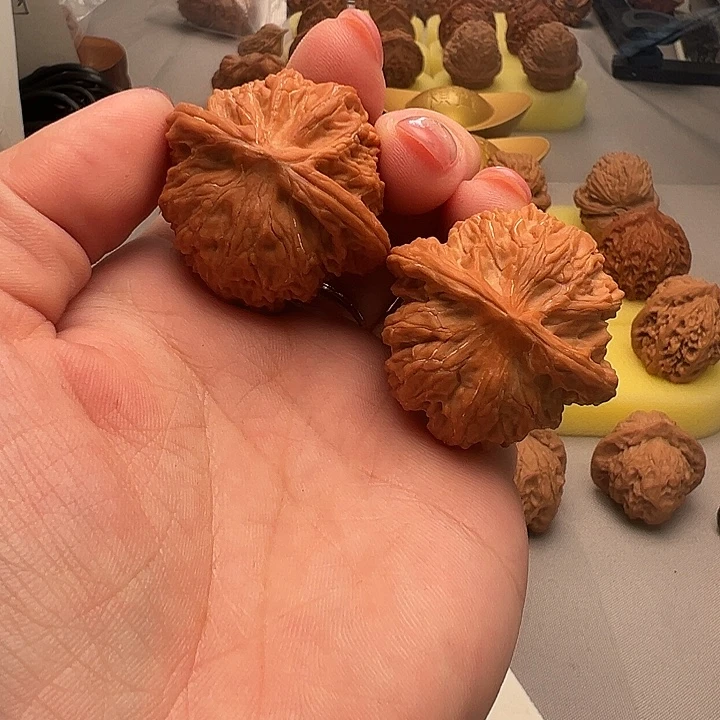 大叶紫檀（黑酸枝木类）磨盘