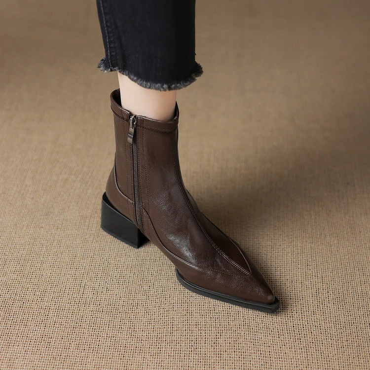 5cm~简约粗跟弹力靴时尚显瘦短筒女靴英伦风百搭尖头气质软底短靴