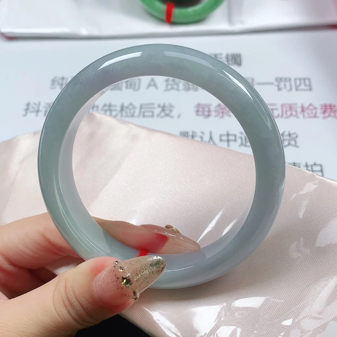 翡翠手镯未镶嵌41403