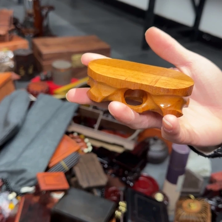 手工艺品琉璃红木工艺品底座等