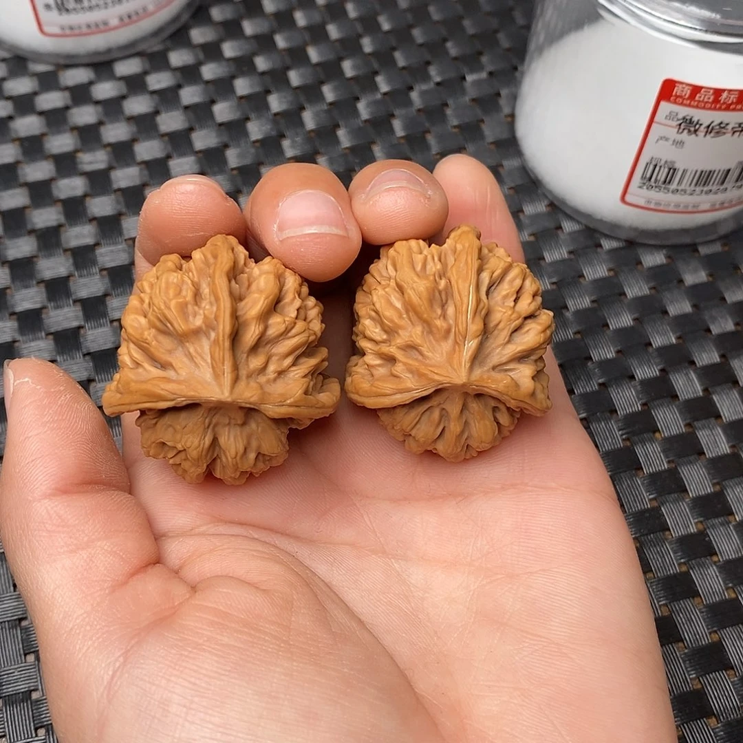 文玩核桃把件微修帝王三棱38