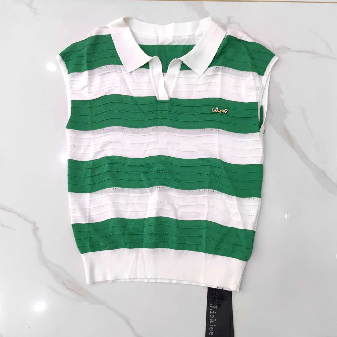 9077   A档洋气时尚连肩袖上衣