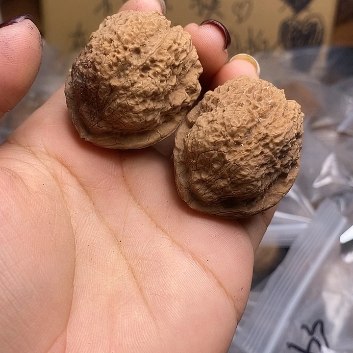 文玩核桃把件     46