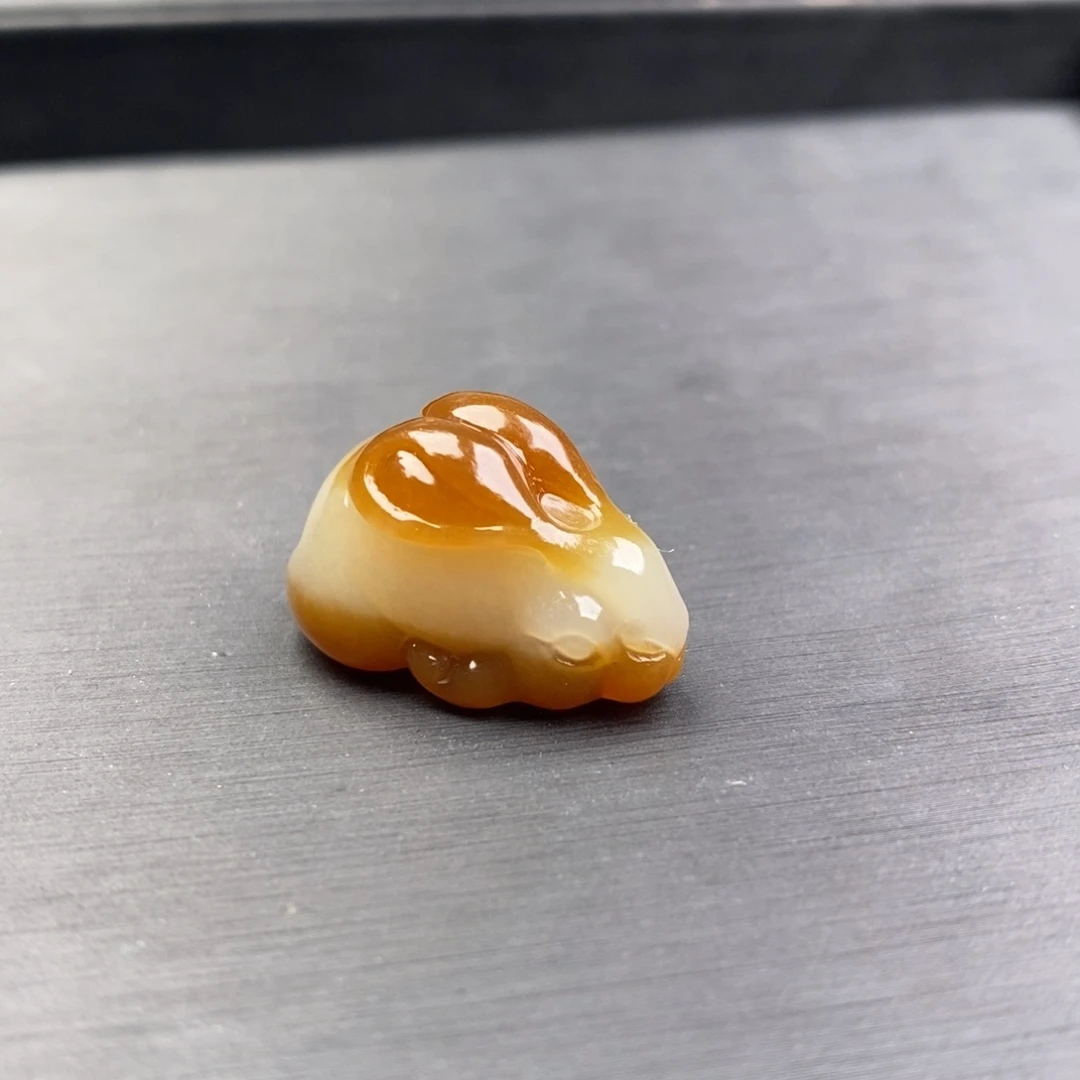 和田玉（糖玉）未镶嵌吊坠(不含链)