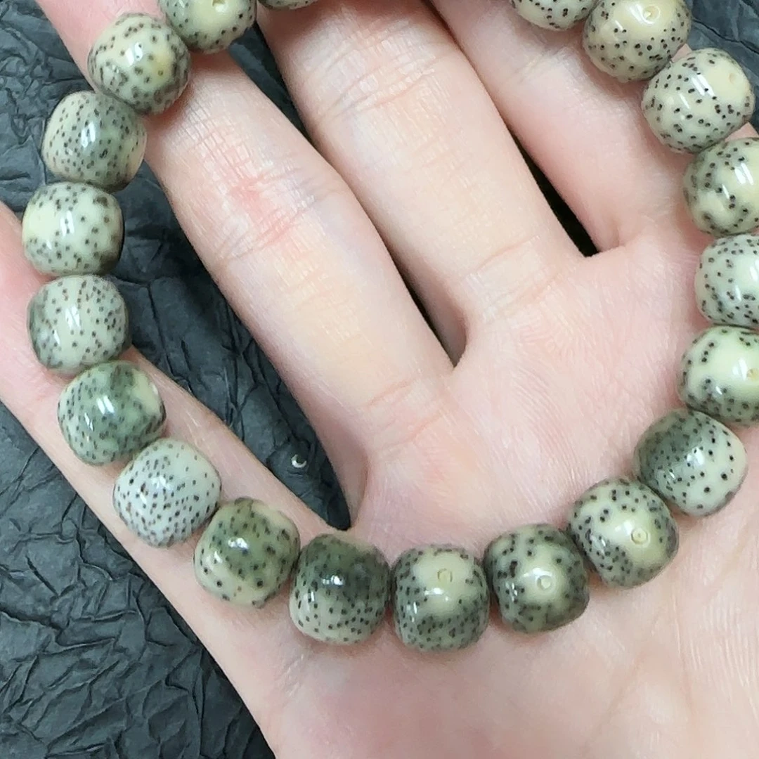 星月菩提手串0357糯冰单圈11mm左右