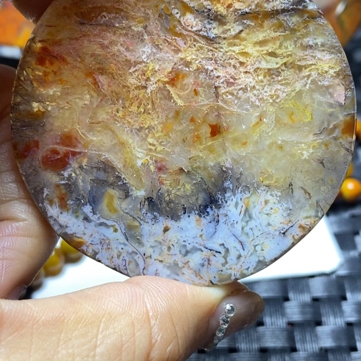 玛瑙/玉髓颈饰未镶嵌金*