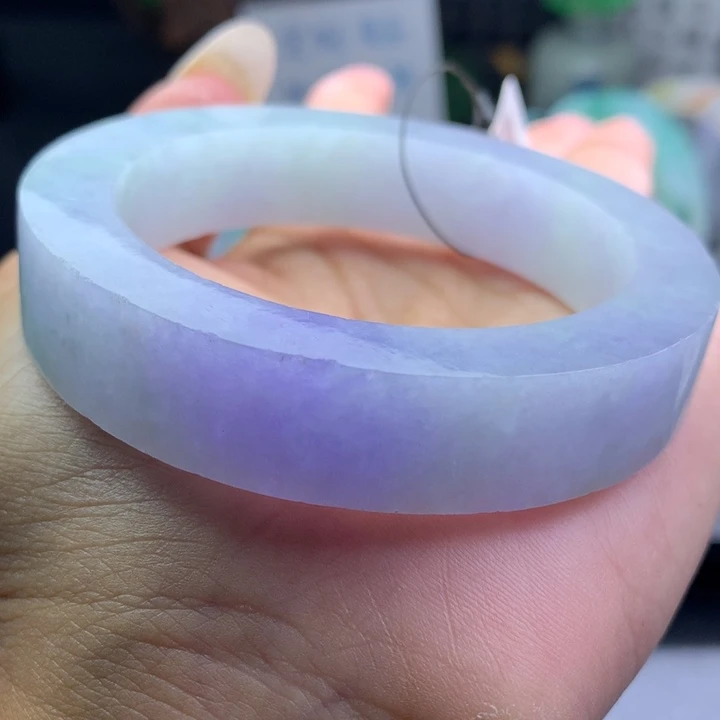 定制翡翠未镶嵌翡翠手镯