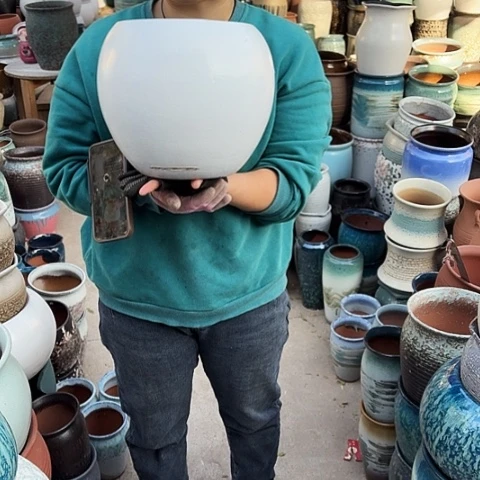 口20高23瑕疵盆子。