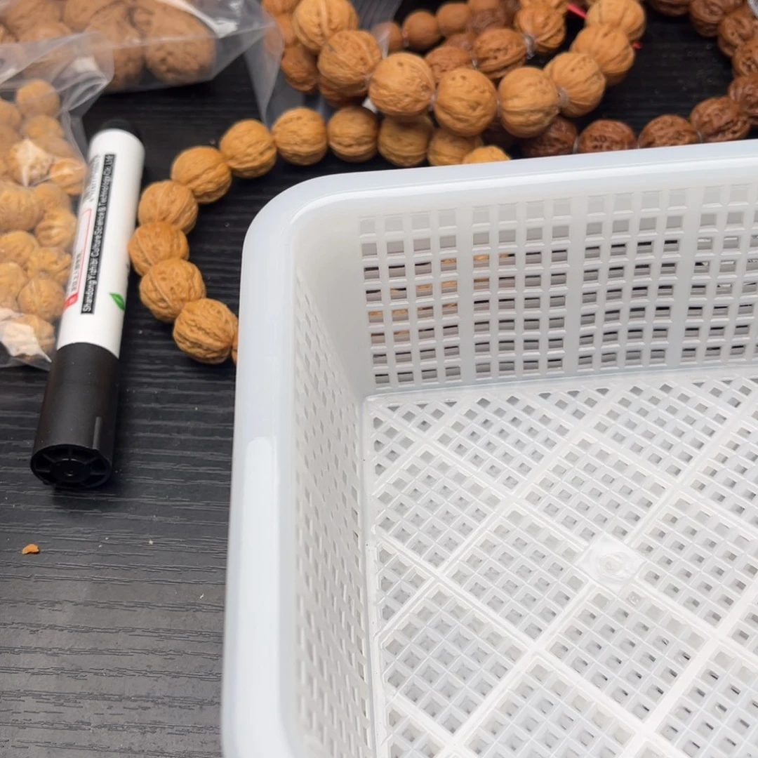 B***.文玩核桃吊坠21粒定制打孔，定制商品不退不换