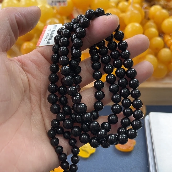 未镶嵌琥珀珠宝奇石