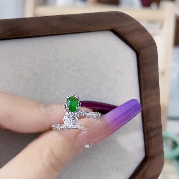 翡翠未镶嵌颈饰天然翡翠Ａ货