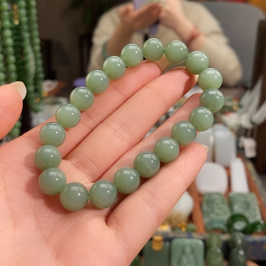 和田玉未镶嵌手串