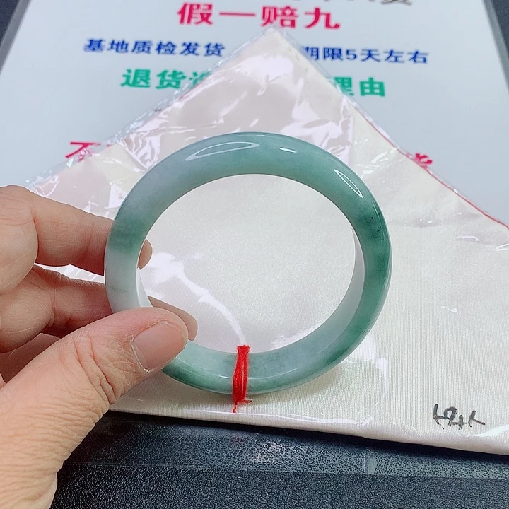 未镶嵌手镯翡翠手镯