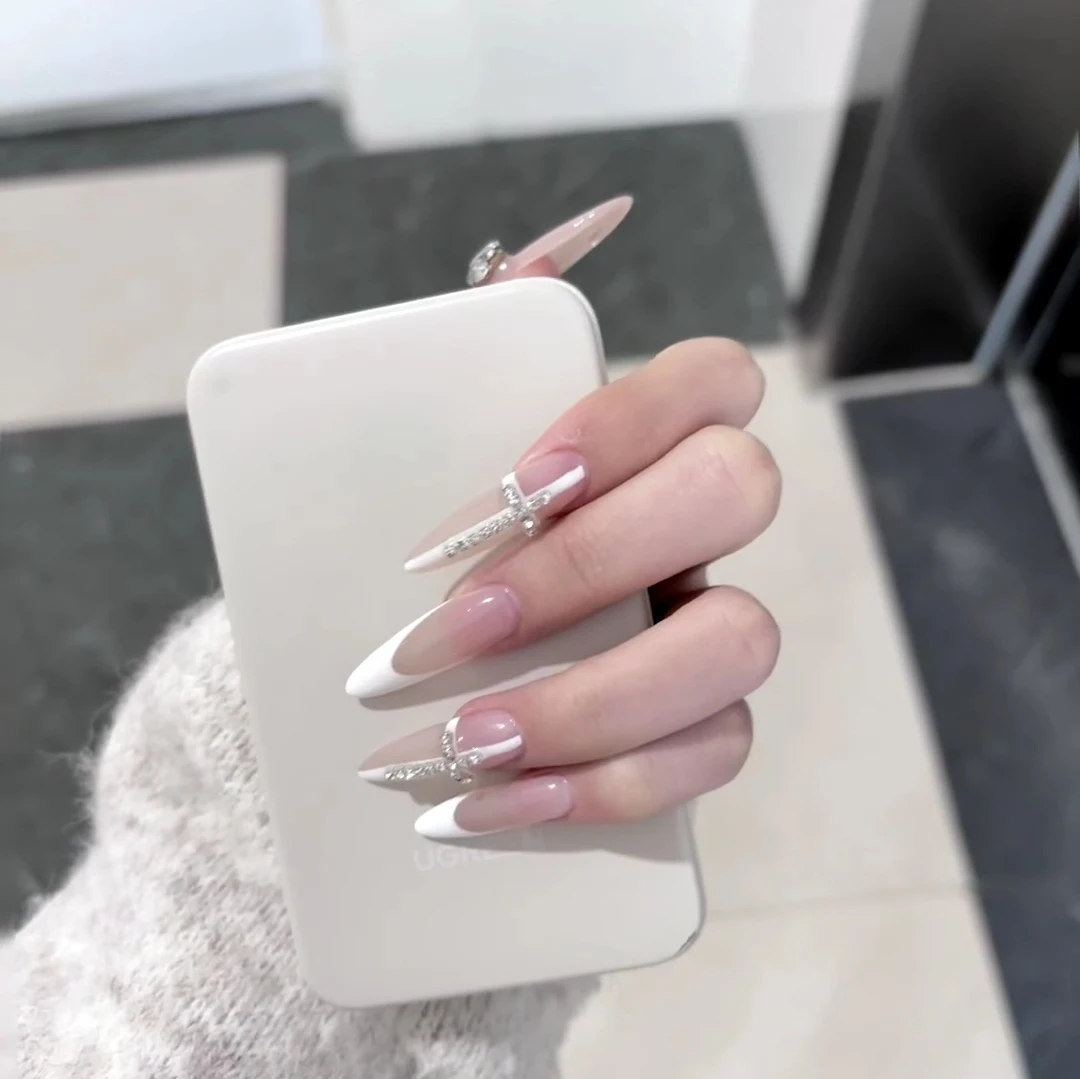 「白法式」八狸家 法式永远优雅 长杏仁纯手工穿戴甲