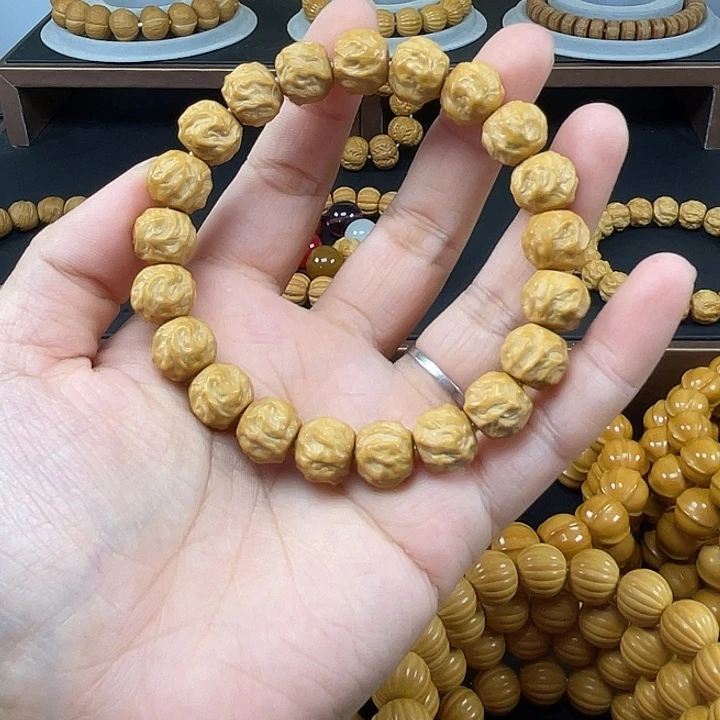 猴头核桃手串莓****猴头