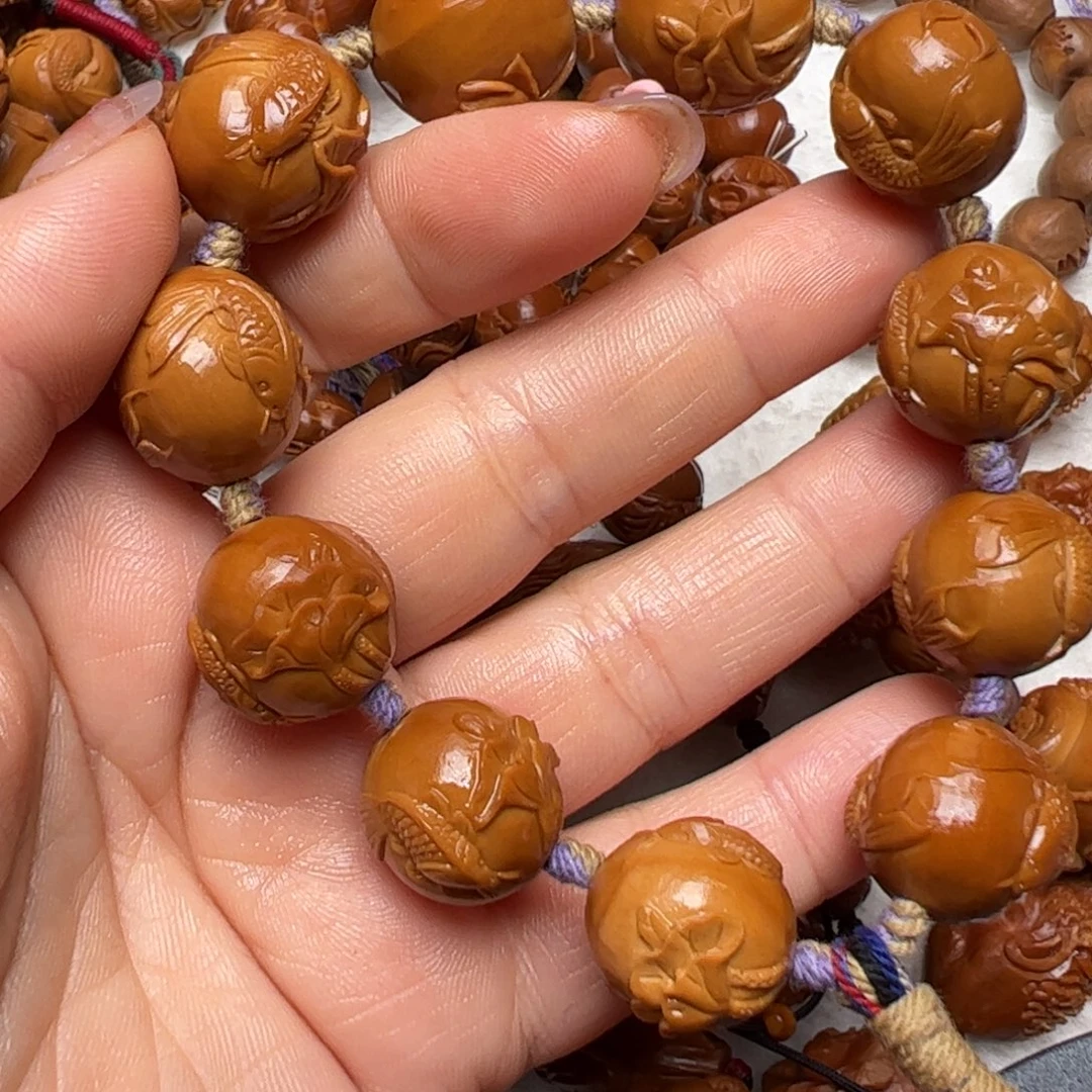 封***神橄榄核吊坠橄榄核雕刻