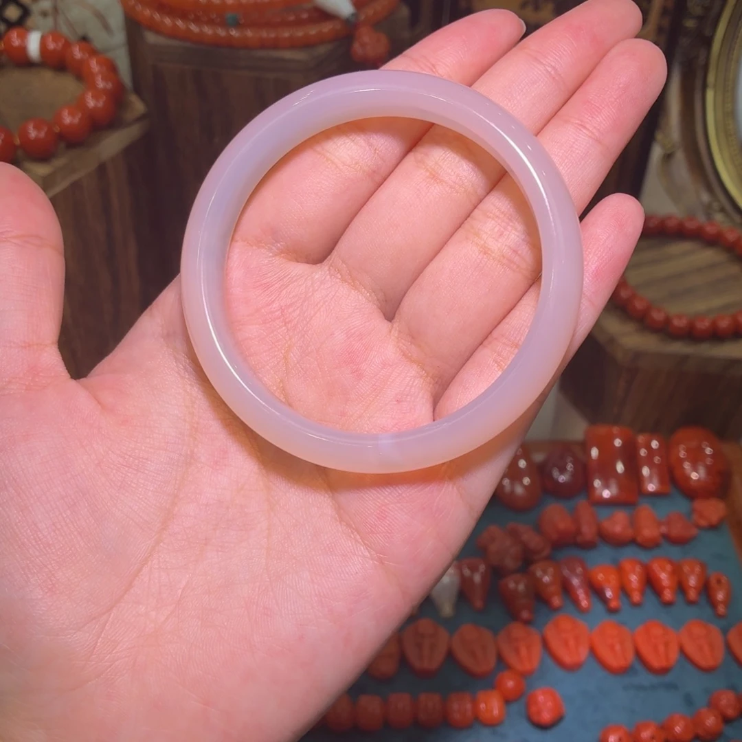 手镯玛瑙/玉髓未镶嵌玛瑙手镯