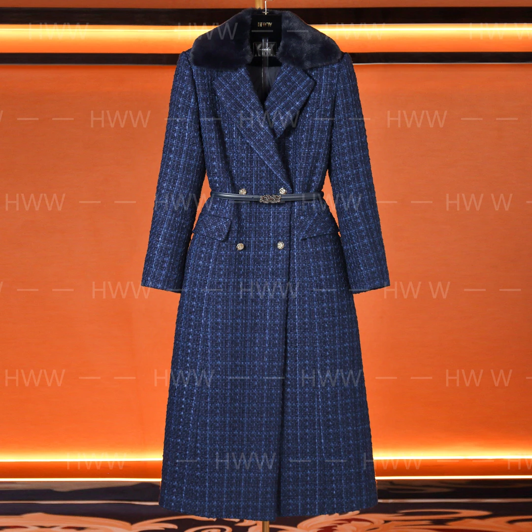 90白鹅绒（毛领可取）气质时尚设计师收腰显瘦鹅绒服DHZFF405977