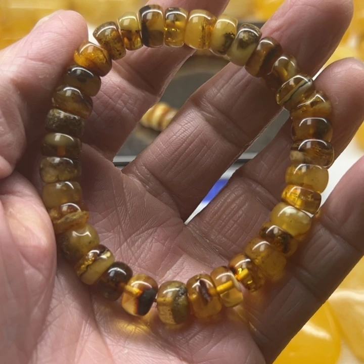 琥珀（矿物珀）未镶嵌裸石