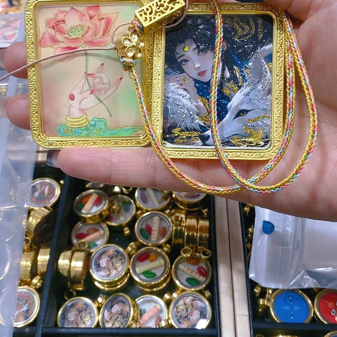 【闪购商品】吊坠双面突突突突突突突