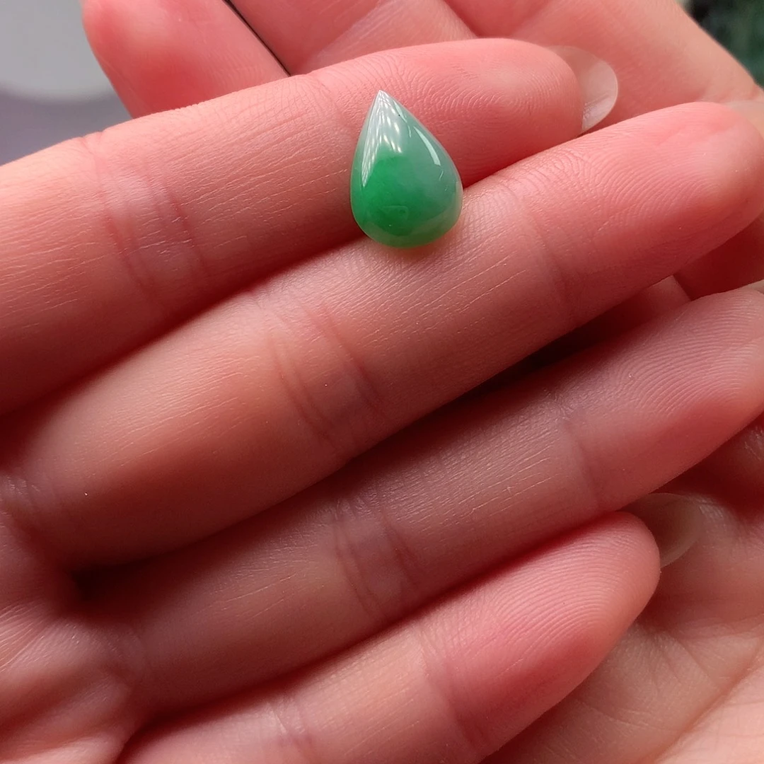 未镶嵌定制翡翠翡翠