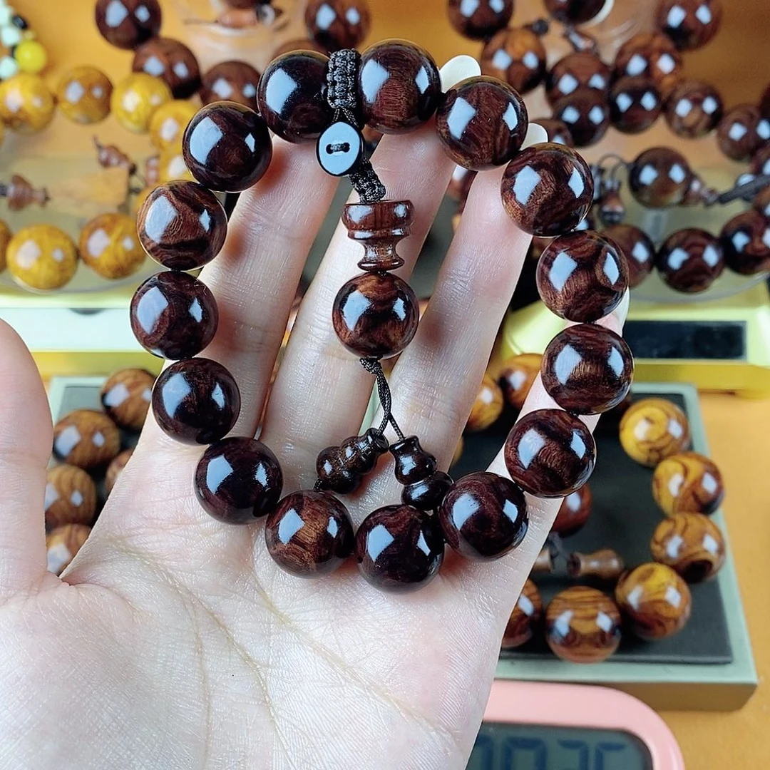 黄花梨/降香黄檀y****e1.5高货鬼脸