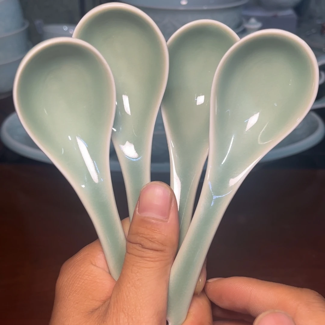 瓷橄榄绿勺子 4 只