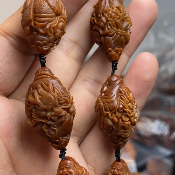 猴头核桃吊坠小*主是你把她