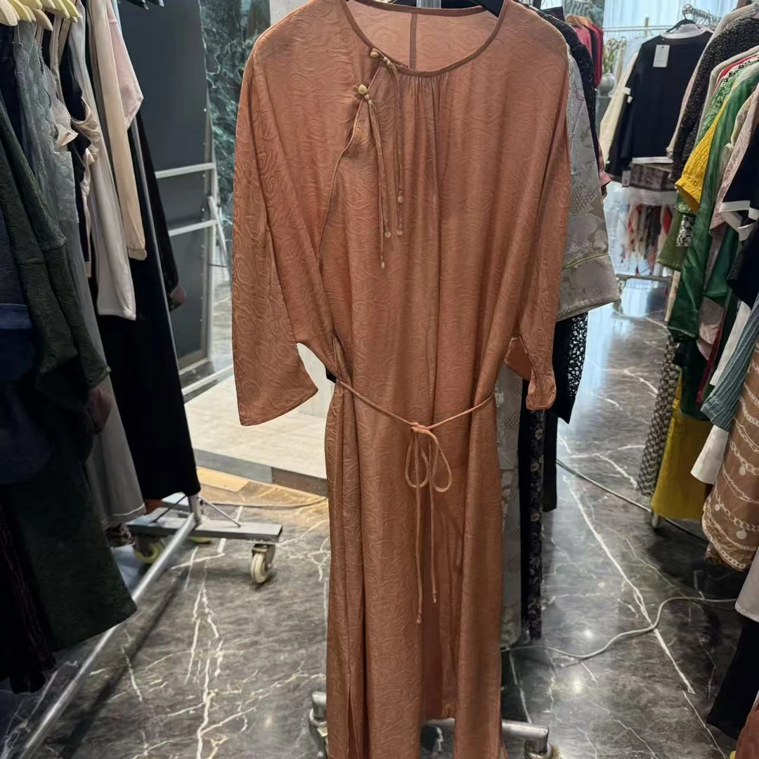 陌妆品牌桑蚕丝新款连衣裙  H72