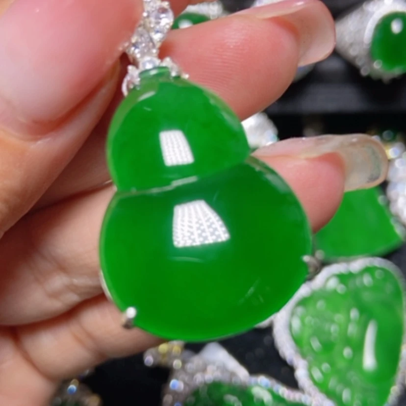 【闪购商品】翡翠银S925镶嵌颈饰翡翠