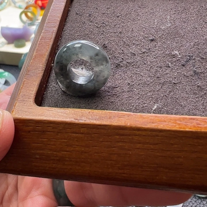 翡翠散珠翡翠吊坠