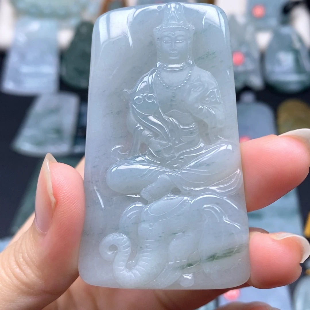 翡翠未镶嵌颈饰普贤