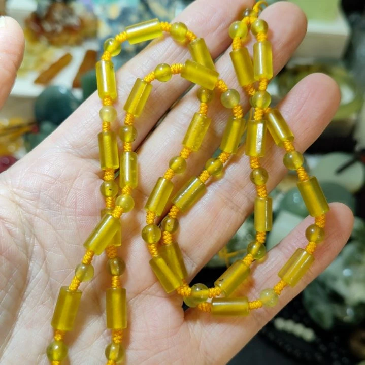 是****岫玉未镶嵌链子链子链子